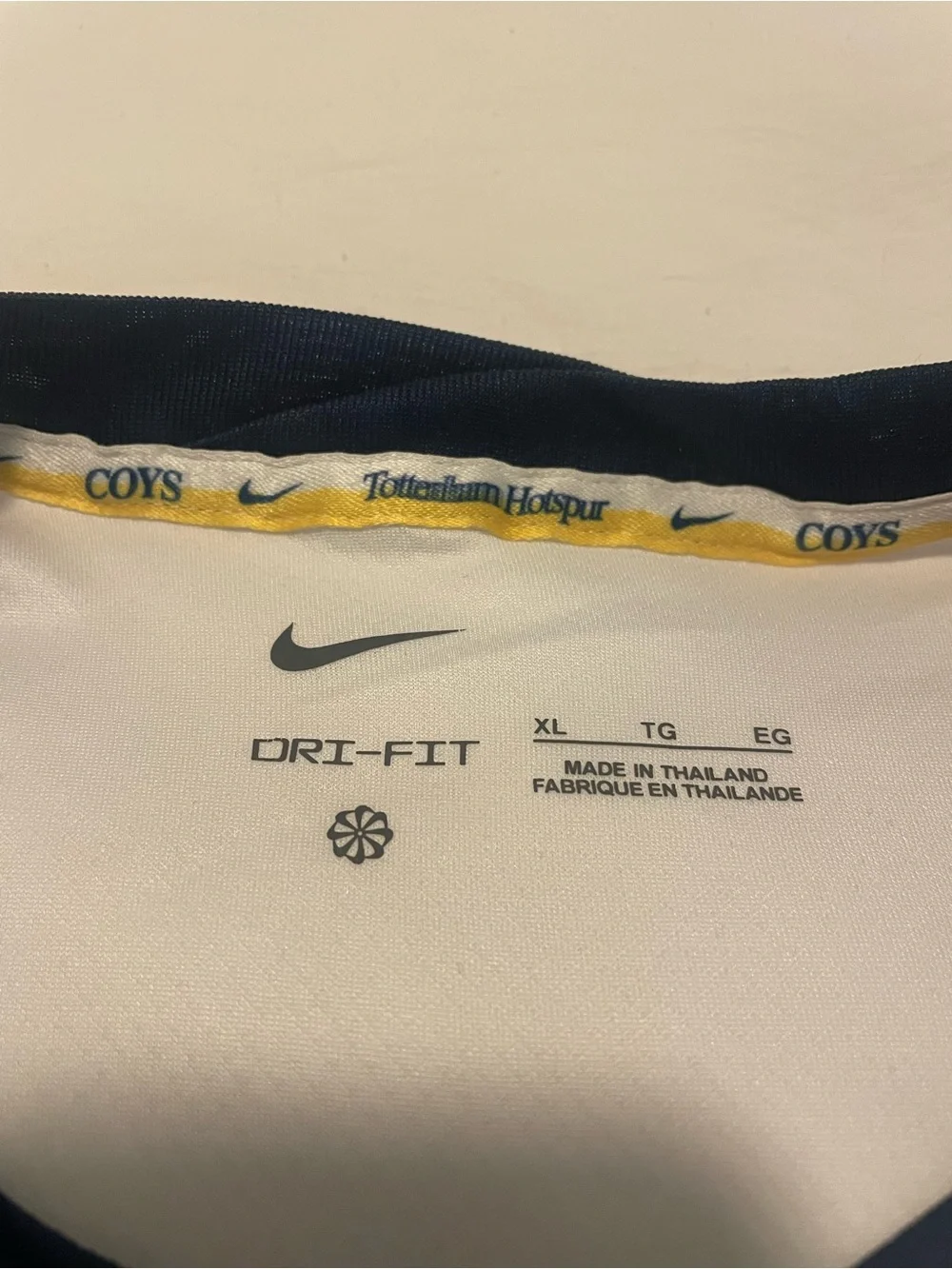 Nike Tottenham Hotspur Adult XL White & Navy Soccer Jersey